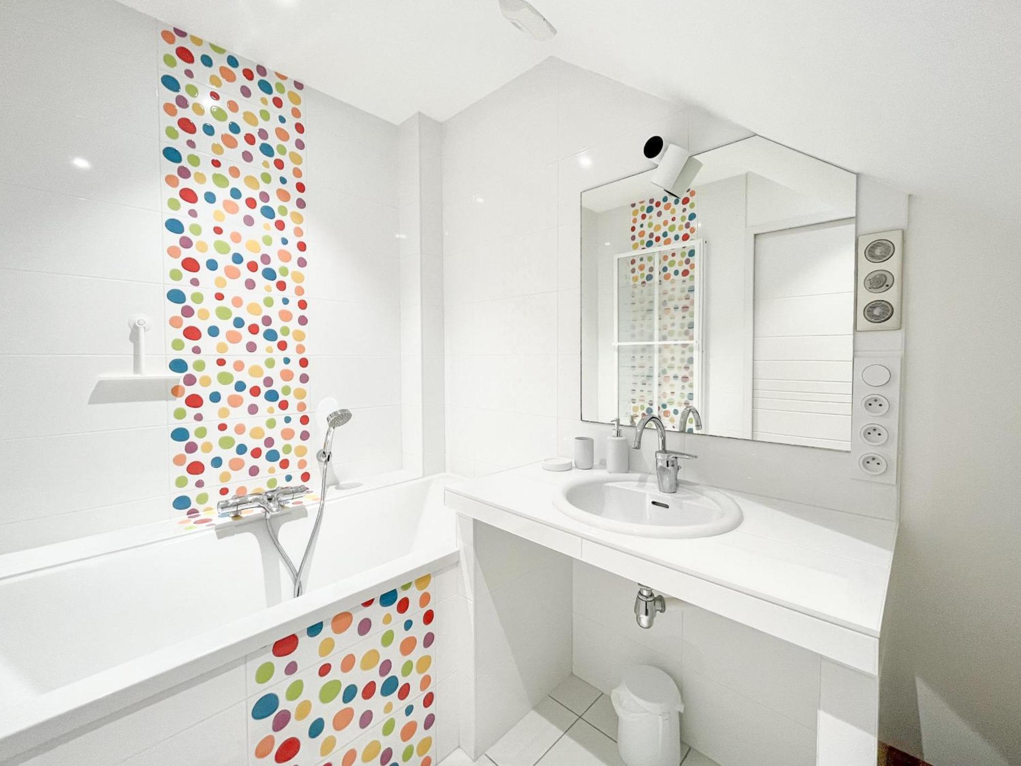 Villa Bastion Arago A Deux Pas De La Grande Plage Des Sables - 8 Pers 莱萨布勒-多洛讷 外观 照片