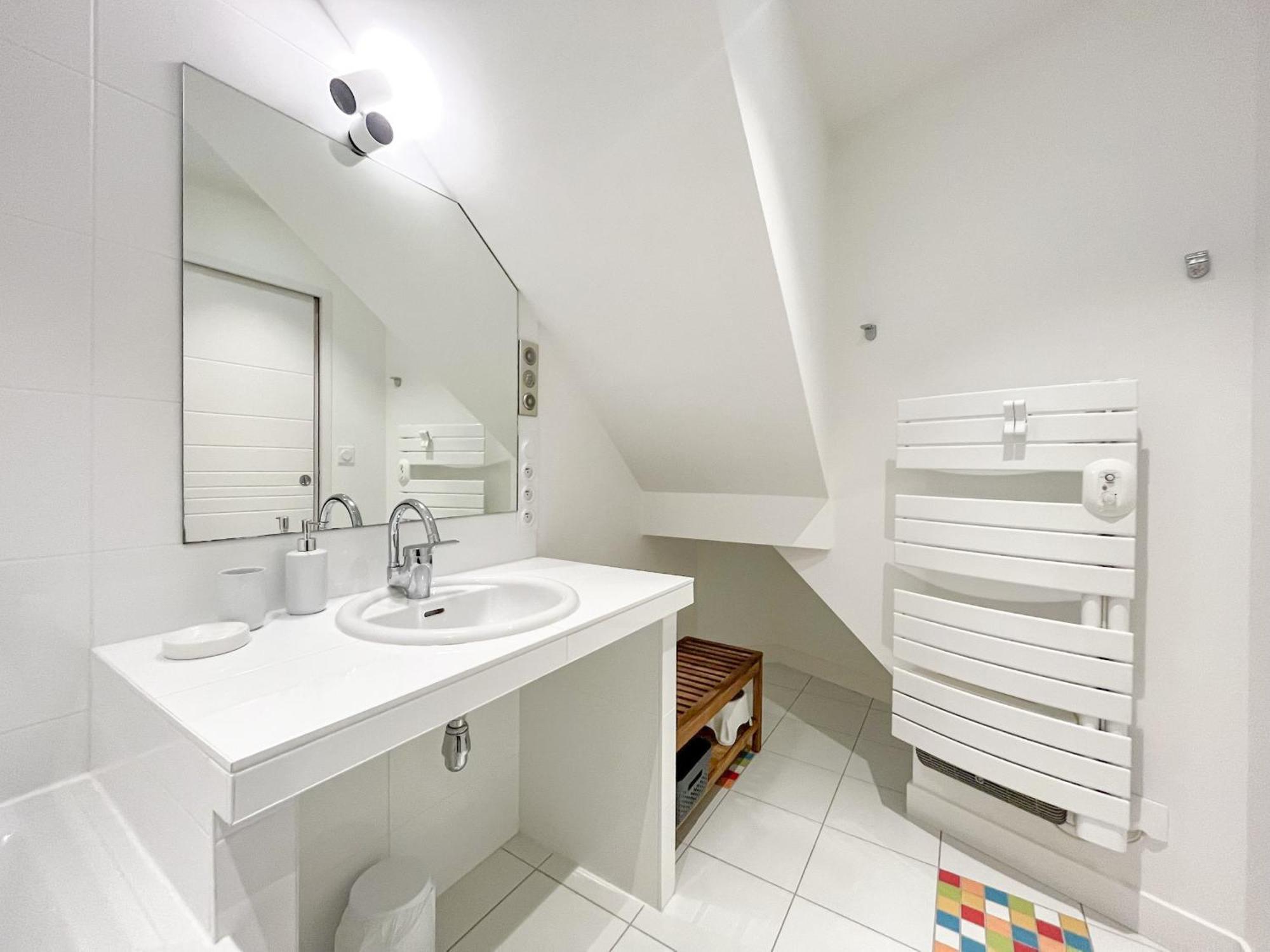Villa Bastion Arago A Deux Pas De La Grande Plage Des Sables - 8 Pers 莱萨布勒-多洛讷 外观 照片
